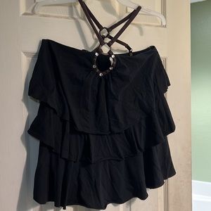 Tiered halter top 1X, black.